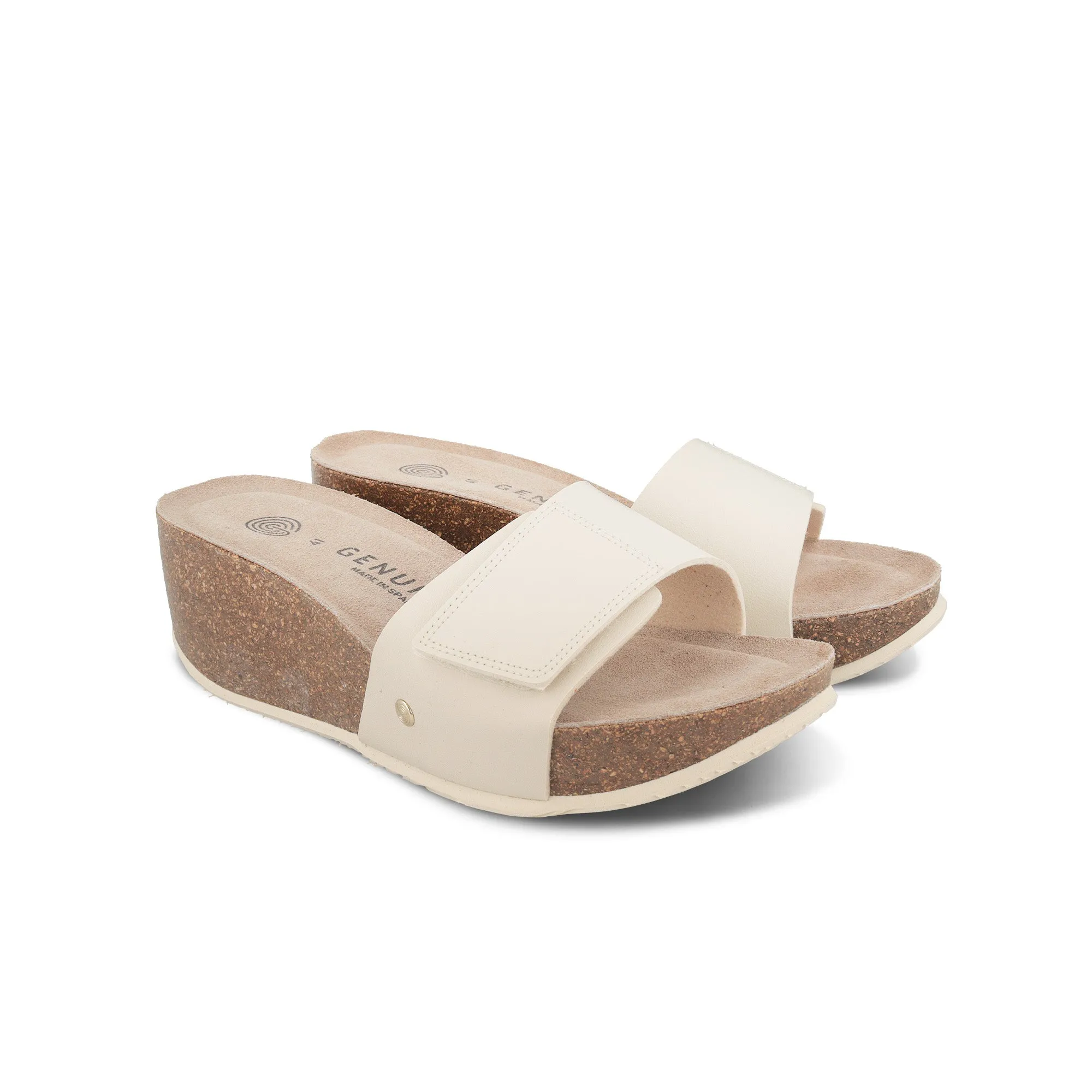 Elche  Beige Sandals