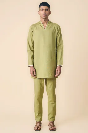 Olive Kurta With Contrast Detailing