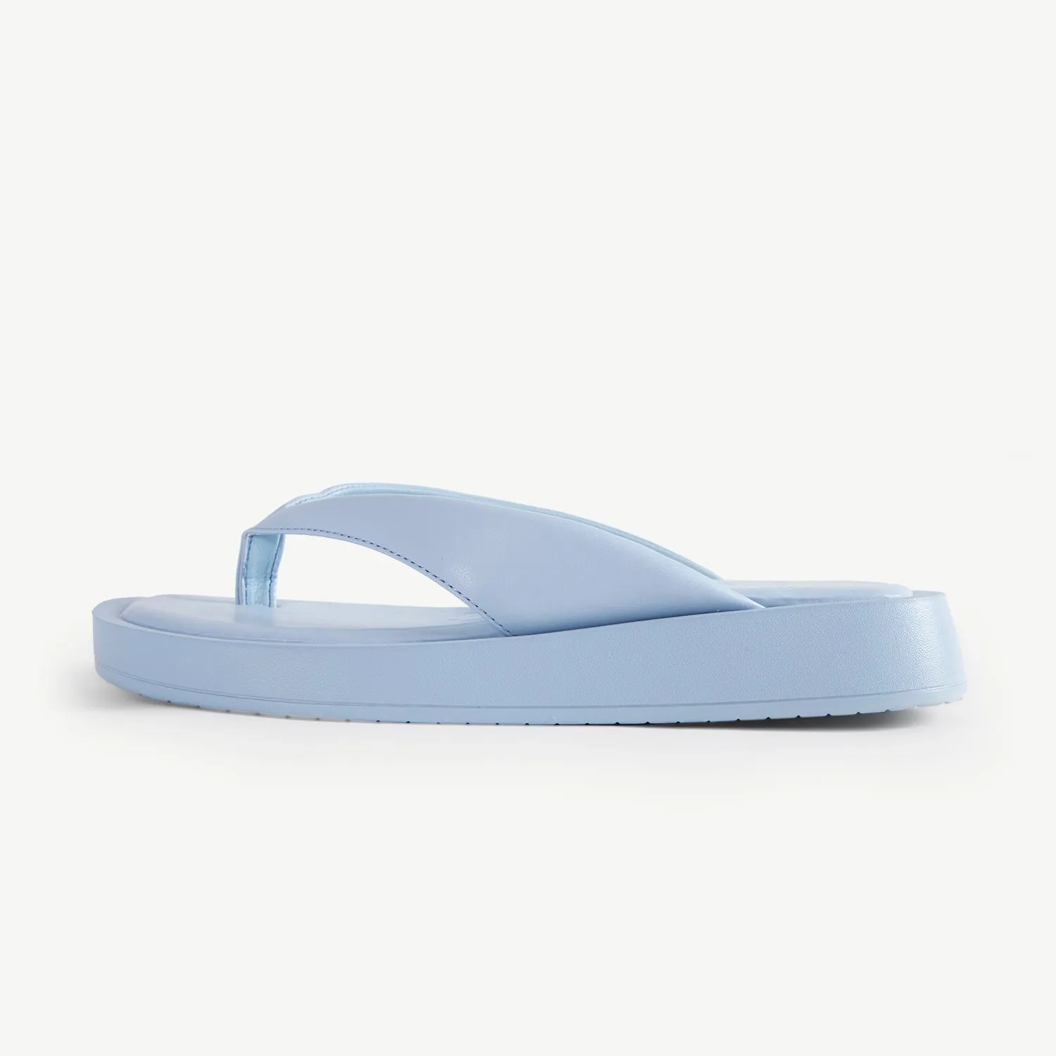 RAID Shawn Toe Post Sandals In Blue