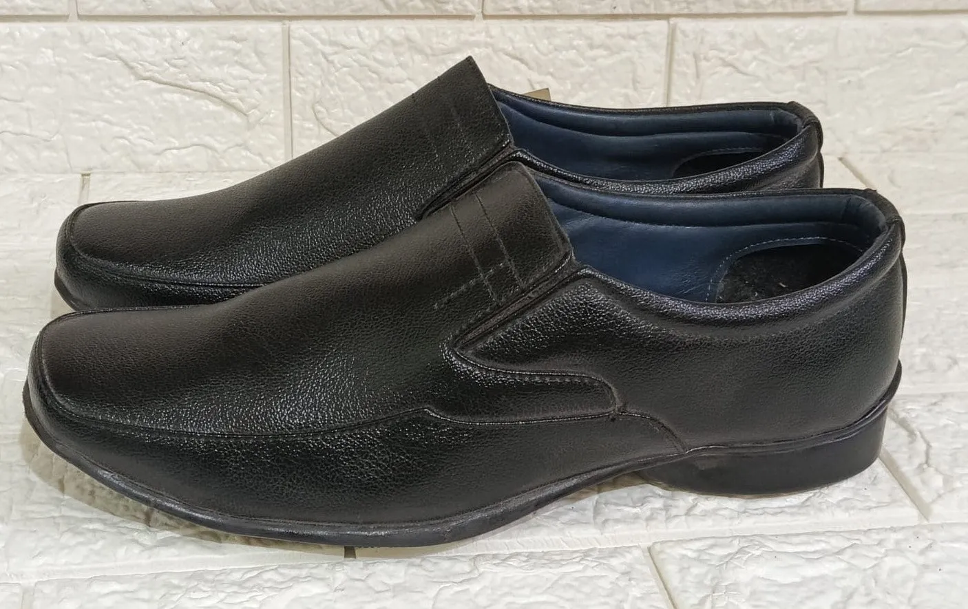 Slipon Stylesh Shoes For Men - Defective