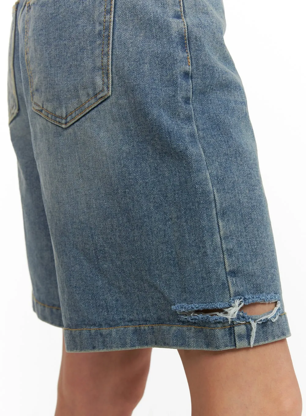 Unbalanced Destroyed Hem Bermuda Jorts CY423