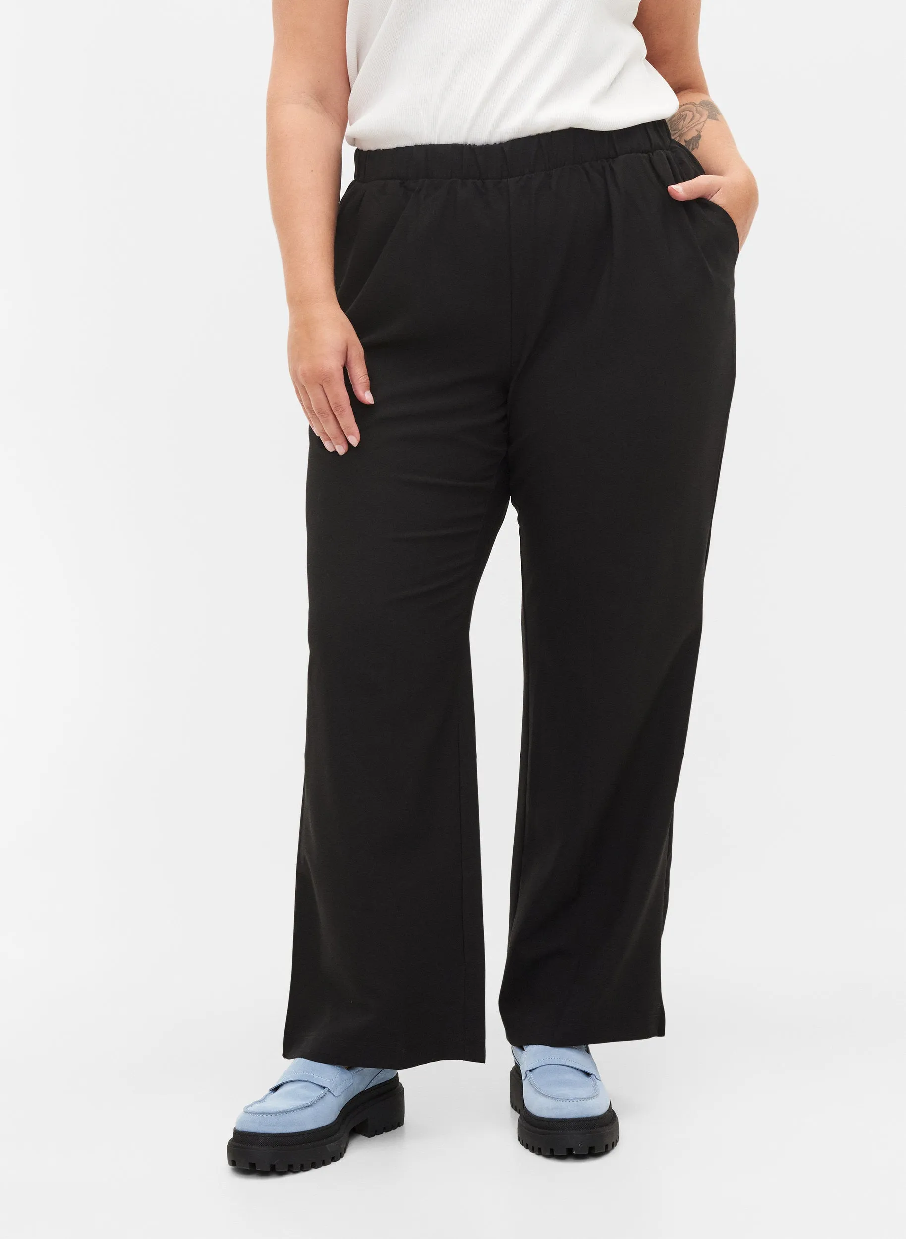 Zizzi Mia Long Pants in Black